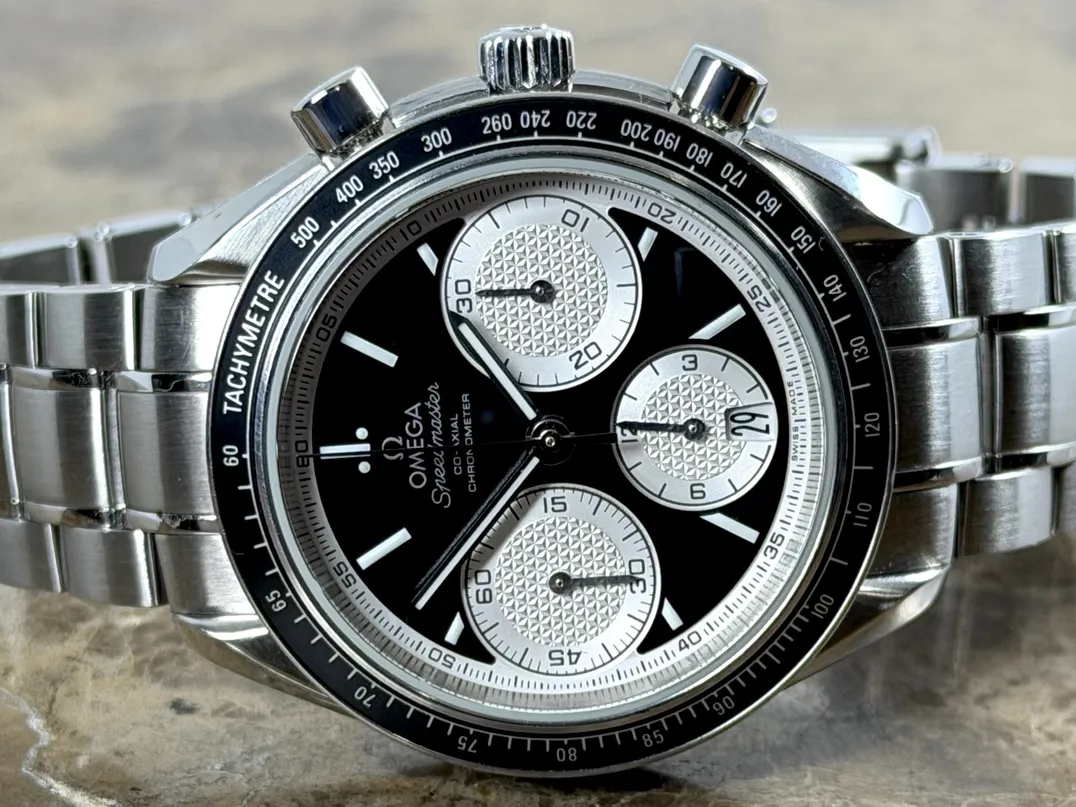 OMEGA Speedmaster RACING CHRONOGRAPH Reverse Panda Dial 40mm Automatic with Box Papers 326.30.40.50.01.002