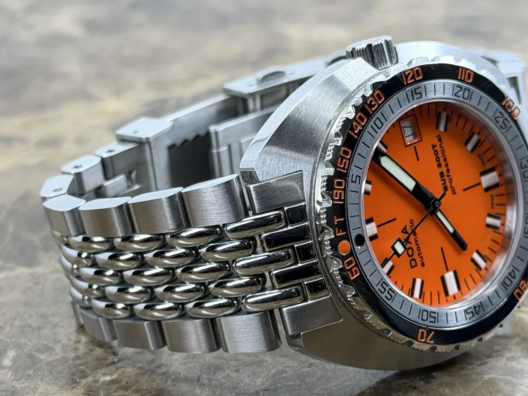 DOXA Sub 300T Professional 42.5mm Orange Dial Dive Watch Rotating Bezel on Bracelet Box / Papers / Card 840.10.351.10